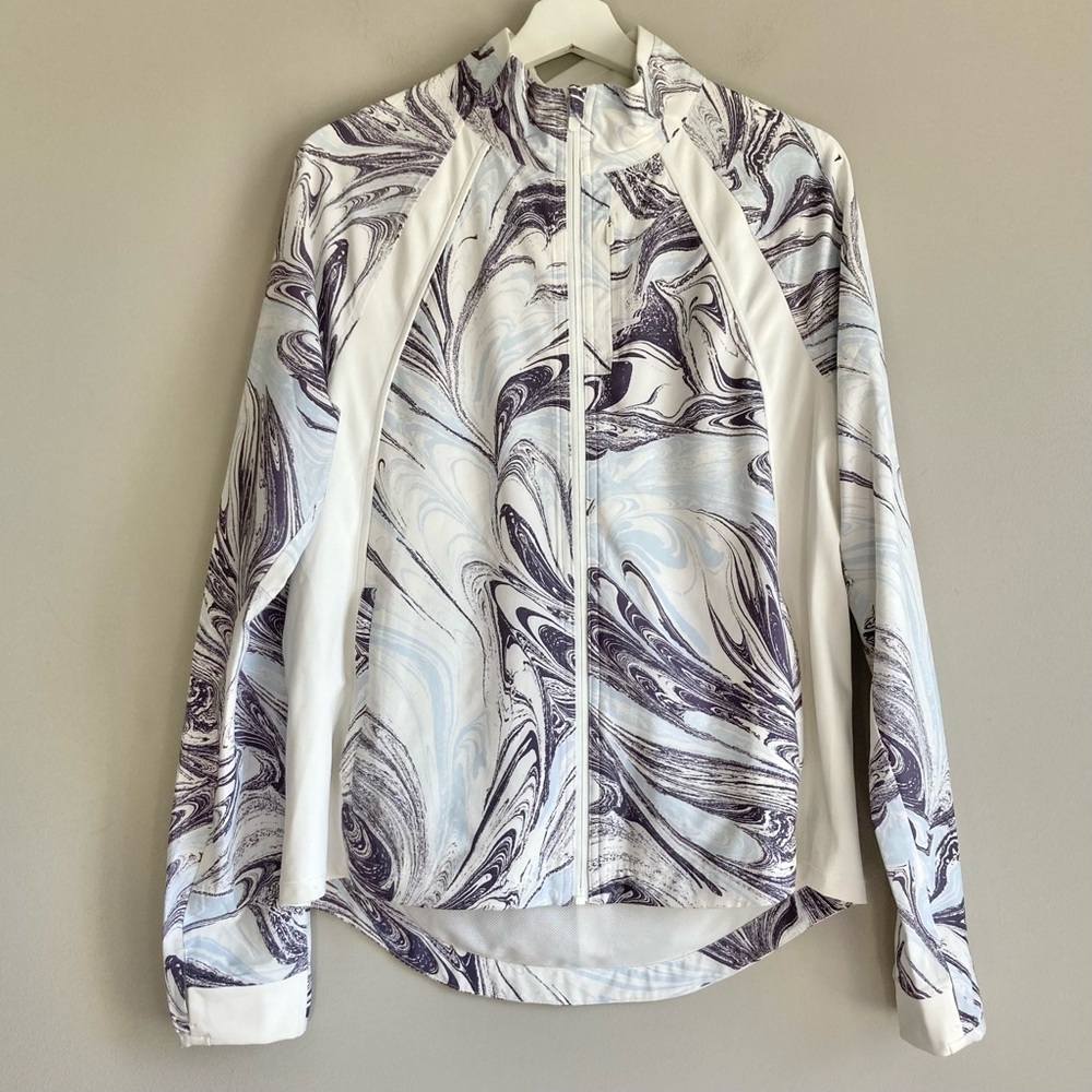 Athleta Run With It jacket medium running packable full zip pockets white print
